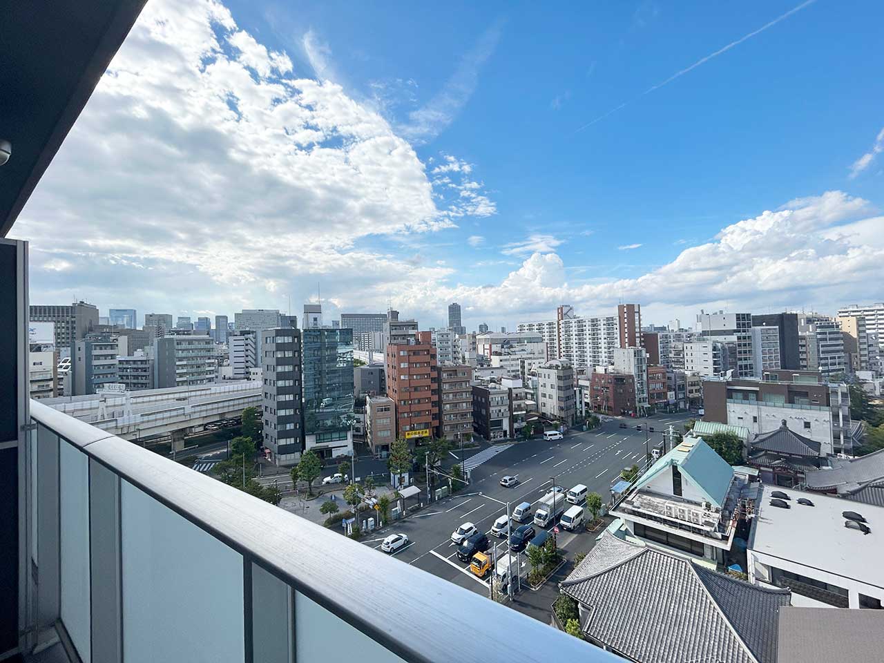 slider image https://biz.mynavi.jp/image/monthly/preview/733/other/other_18.jpg