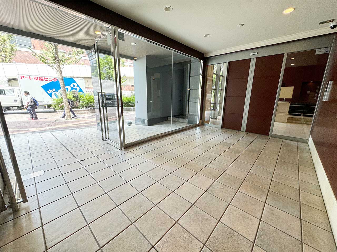 slider image https://biz.mynavi.jp/image/monthly/preview/building/101/common_area/common_area_1.jpg