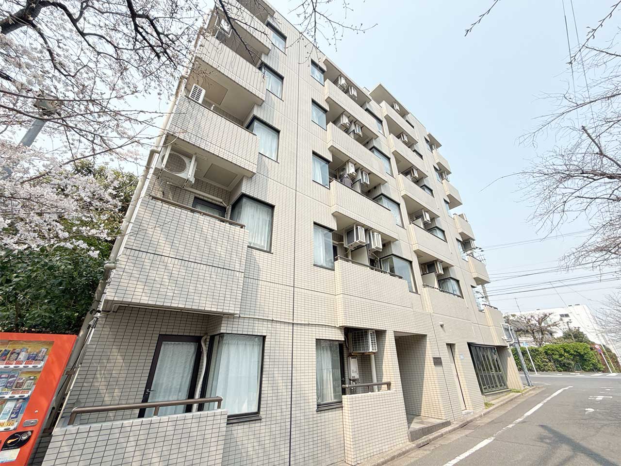 slider image https://biz.mynavi.jp/image/monthly/preview/building/1306/exterior/exterior_1.jpg