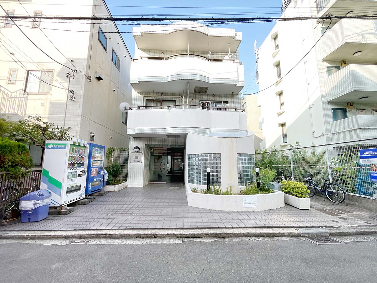 slider image https://biz.mynavi.jp/image/monthly/preview/building/1331/exterior/exterior_1.jpg