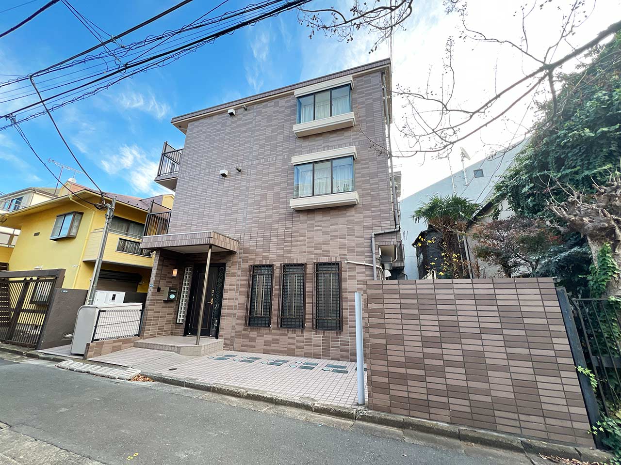 slider image https://biz.mynavi.jp/image/monthly/preview/building/1681/exterior/exterior_1.jpg