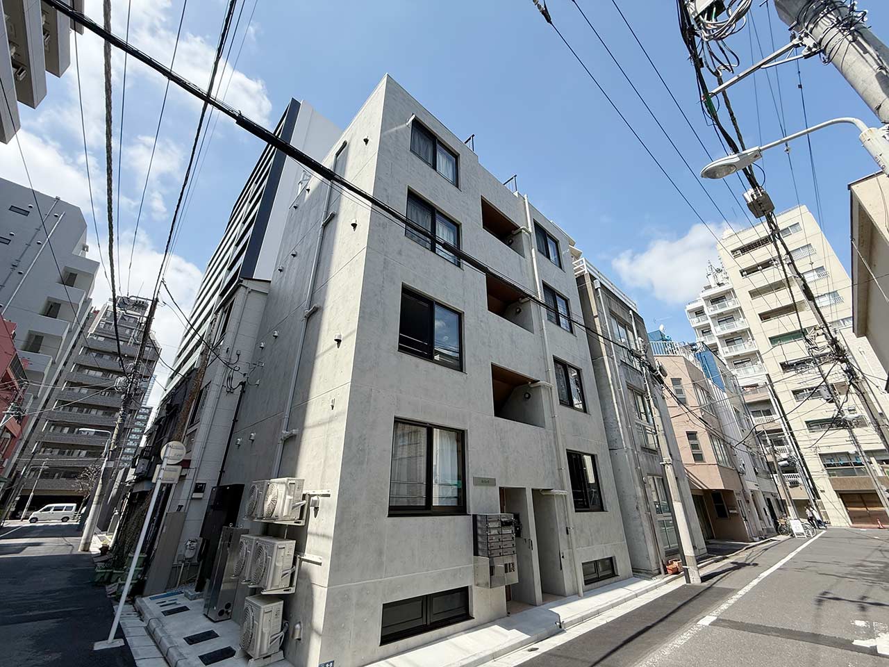 slider image https://biz.mynavi.jp/image/monthly/preview/building/2487/exterior/exterior_1.jpg