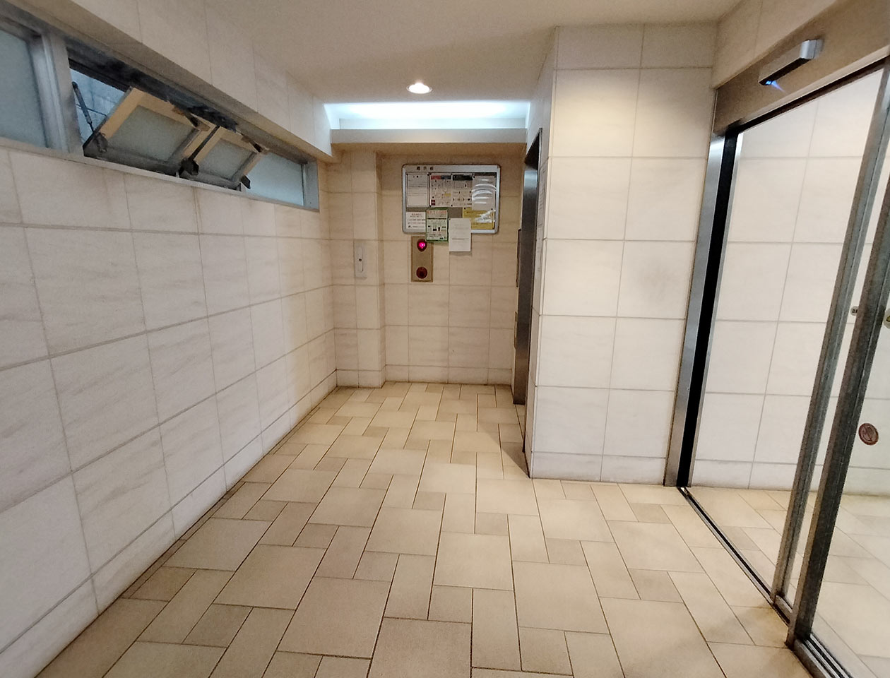slider image https://biz.mynavi.jp/image/monthly/preview/building/2496/common_area/common_area_3.jpg