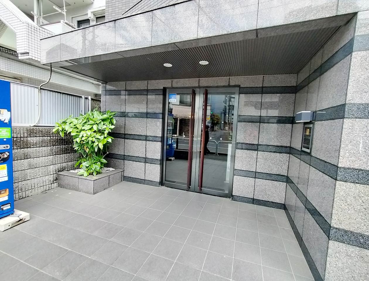 slider image https://biz.mynavi.jp/image/monthly/preview/building/2590/common_area/common_area_1.jpg