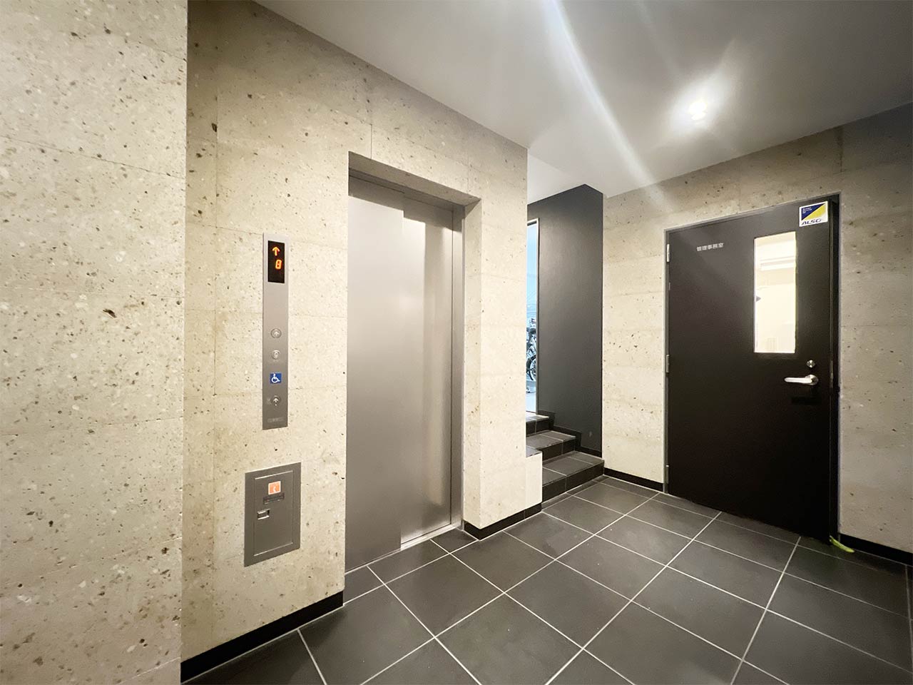 slider image https://biz.mynavi.jp/image/monthly/preview/building/296/common_area/common_area_3.jpg