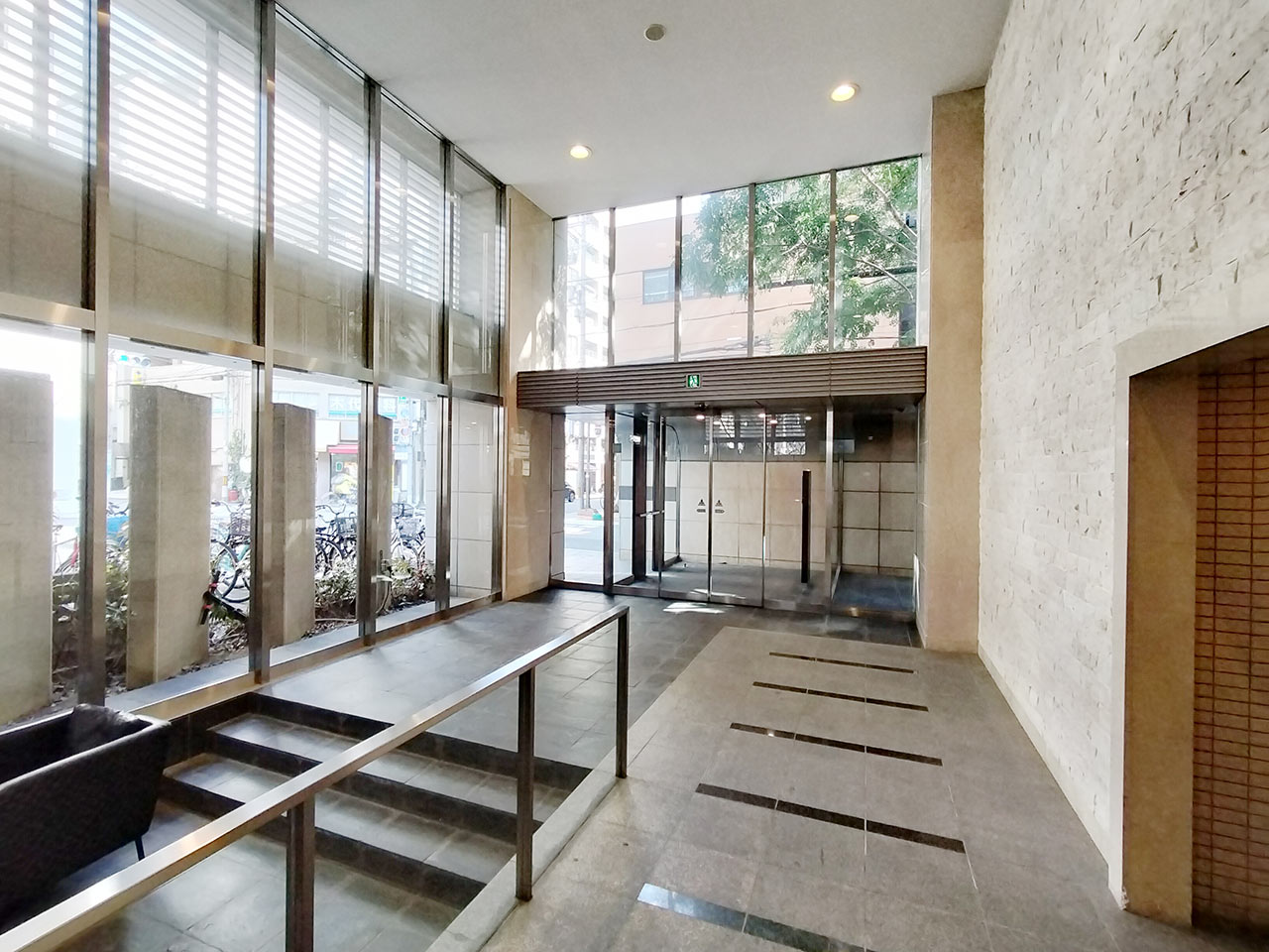 slider image https://biz.mynavi.jp/image/monthly/preview/building/573/common_area/common_area_3.jpg