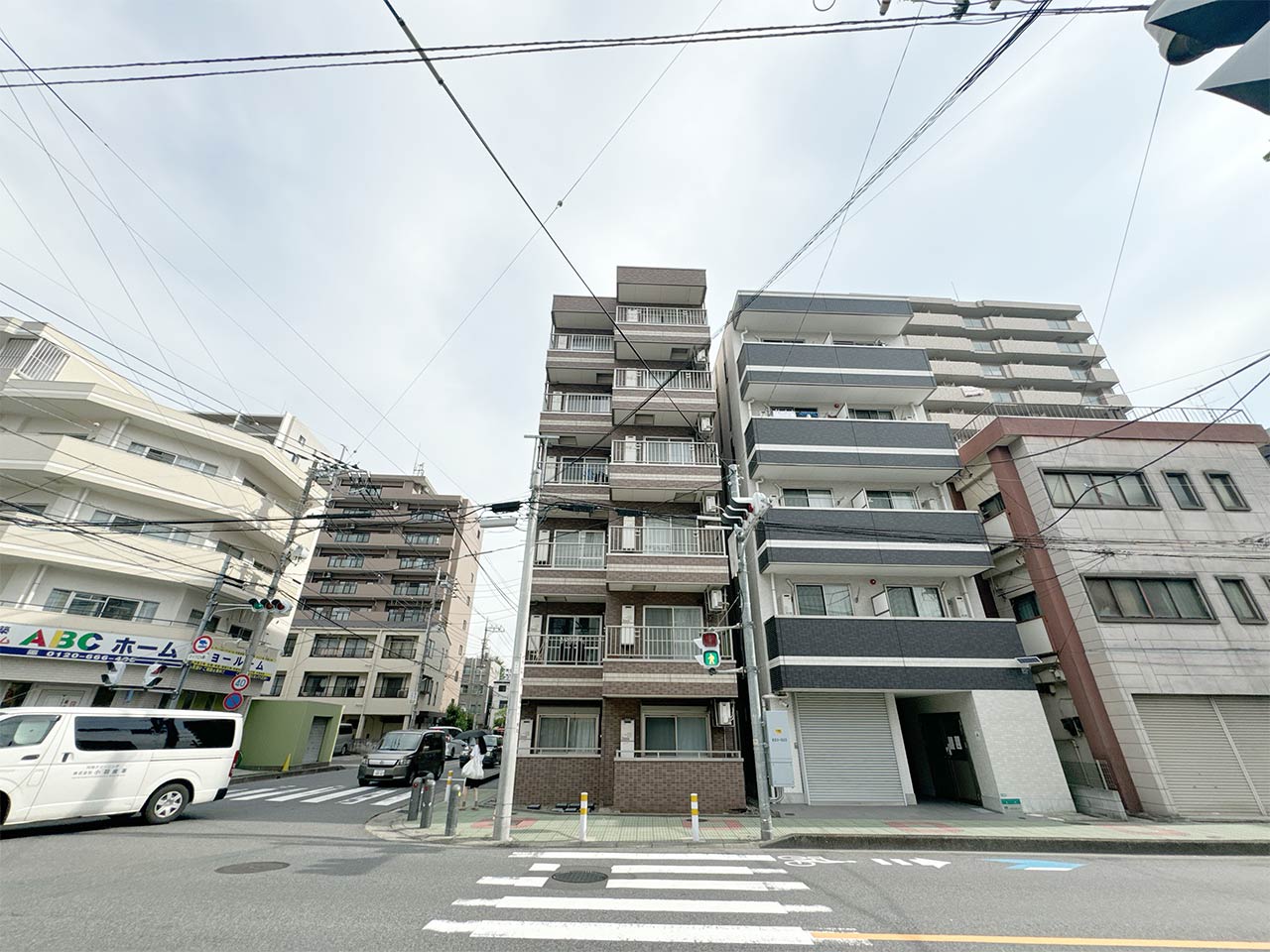 slider image https://biz.mynavi.jp/image/monthly/preview/building/725/exterior/exterior_1.jpg