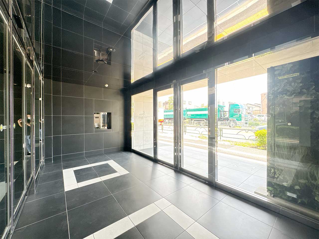 slider image https://biz.mynavi.jp/image/monthly/preview/building/863/common_area/common_area_1.jpg