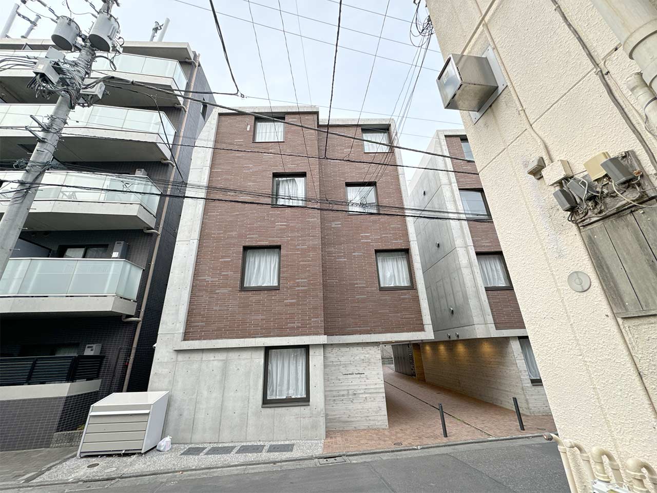 slider image https://biz.mynavi.jp/image/monthly/preview/building/87/exterior/exterior_1.jpg