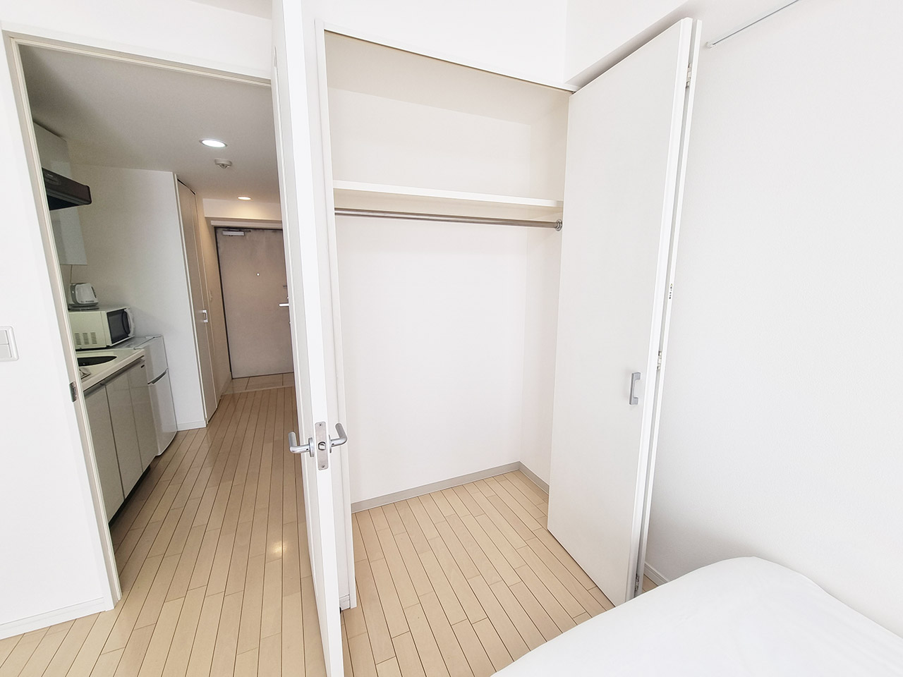 マイナビSTAY西新宿7 702 居室・リビング設備