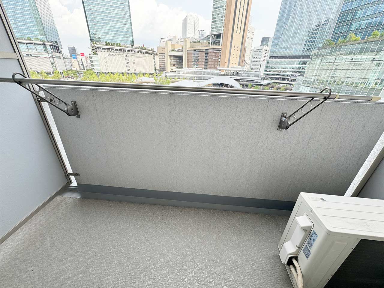 マイナビSTAY新梅田 805 バルコニー
