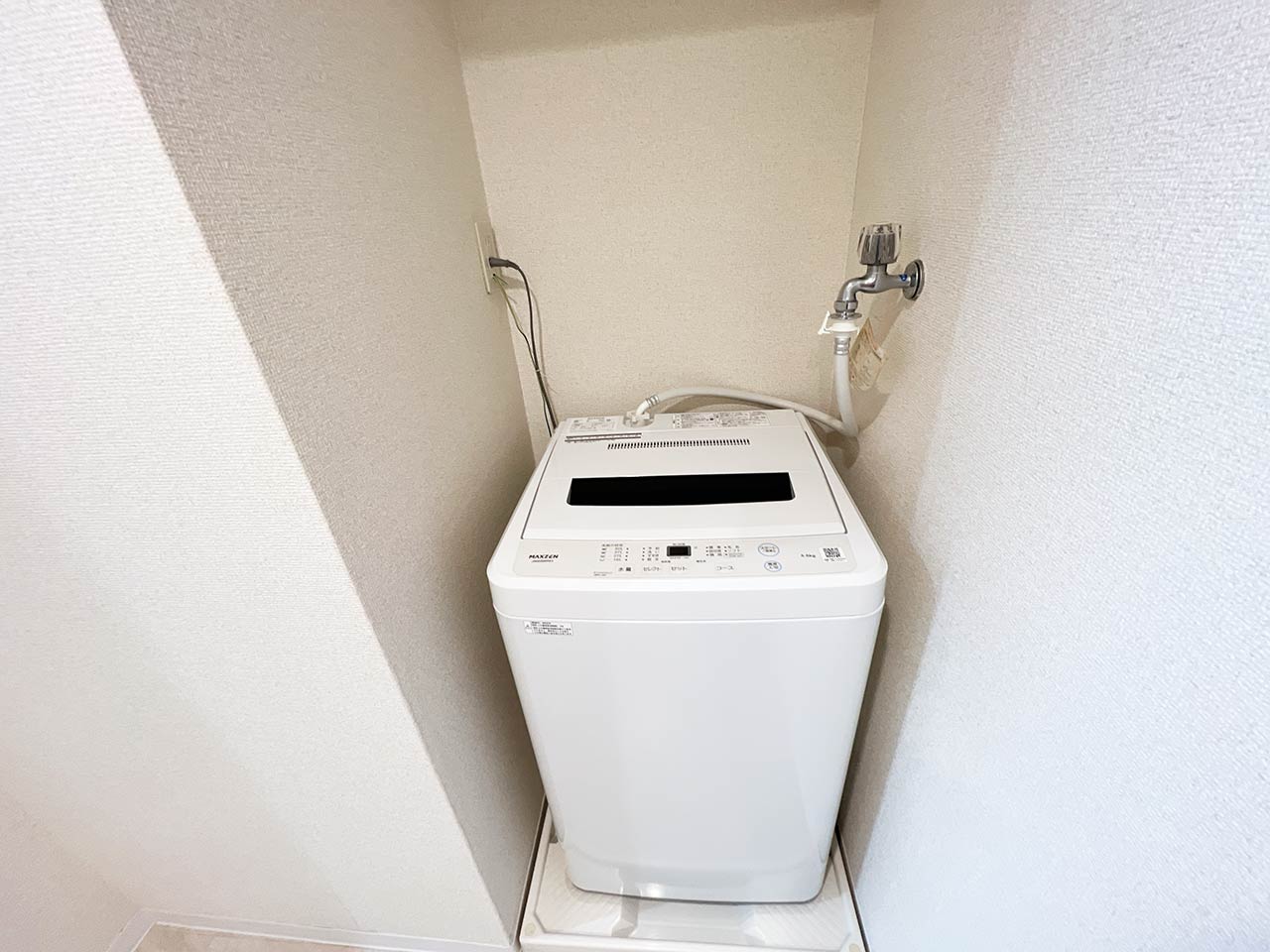 マイナビSTAYステージ目黒青葉台 401 洗濯機