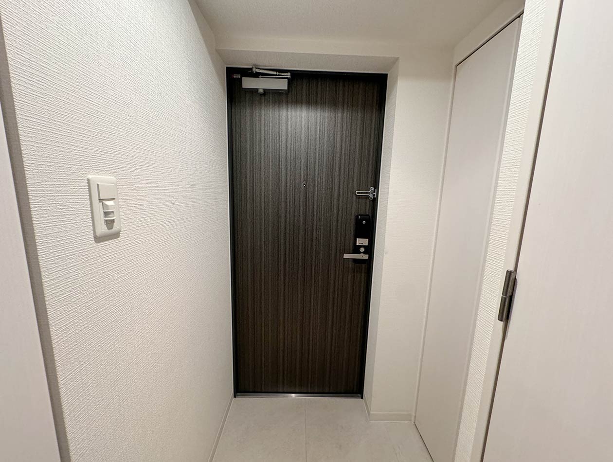 マイナビSTAYなんば 1108 玄関