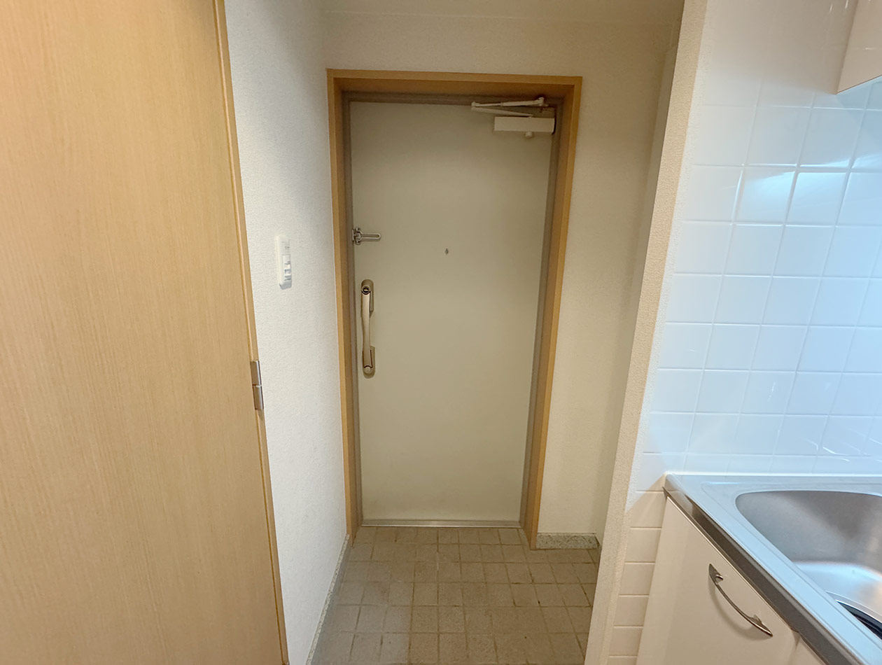 マイナビSTAYガーデンシティ本町 408 玄関