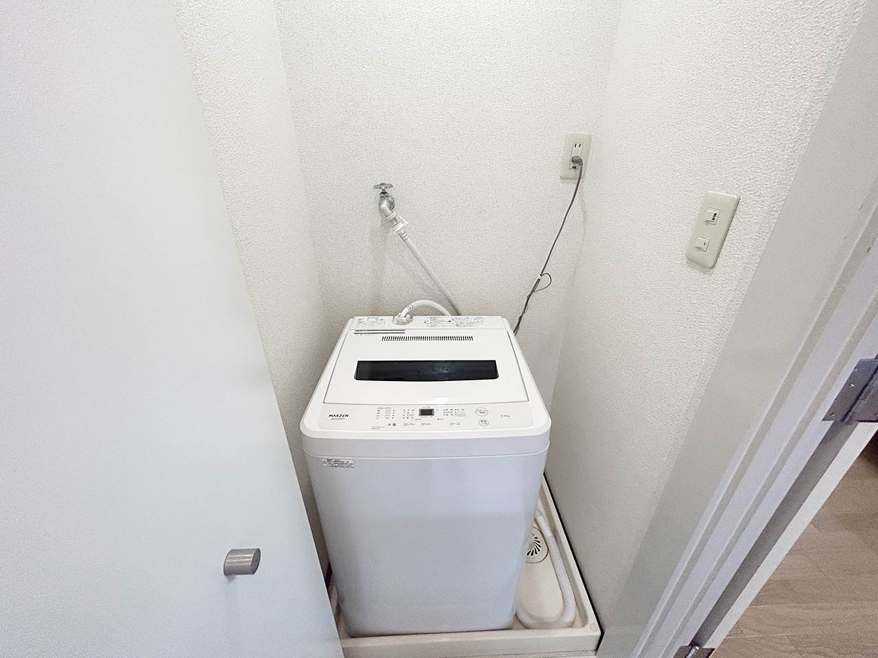 マイナビSTAYミライエ横濱青木町 508 洗濯機