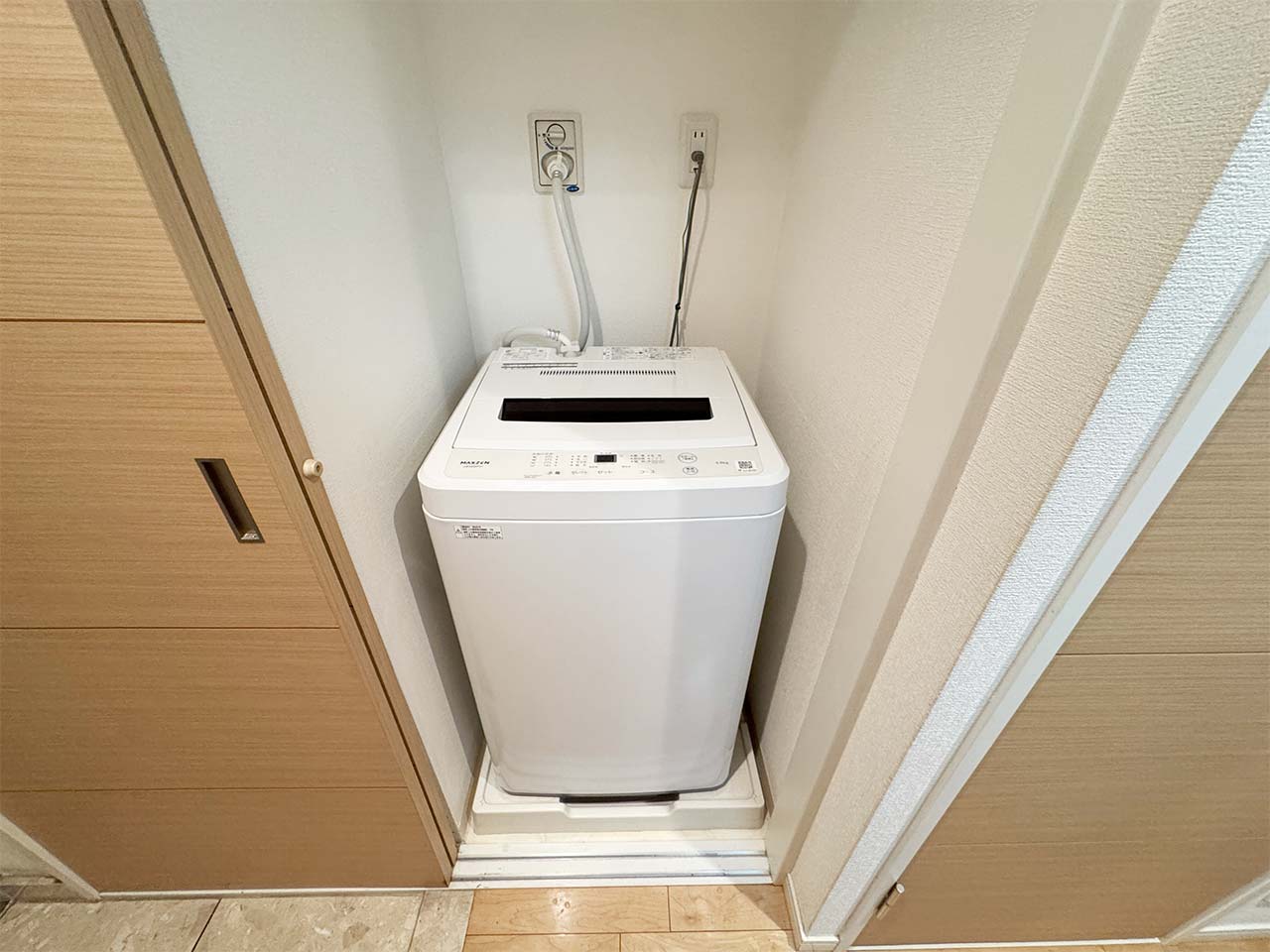 マイナビSTAY淀屋橋 205 洗濯機