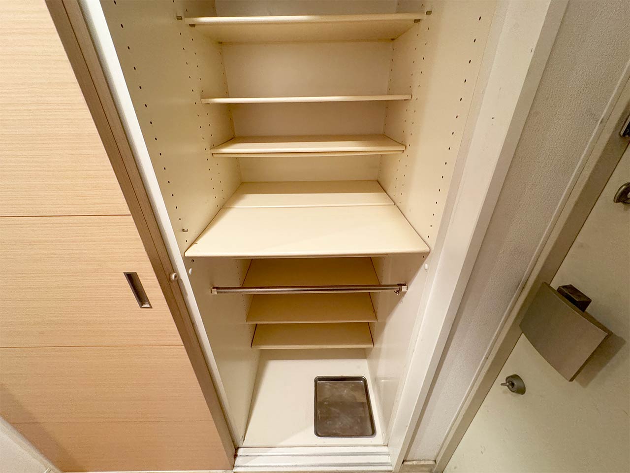 マイナビSTAY淀屋橋 306 玄関