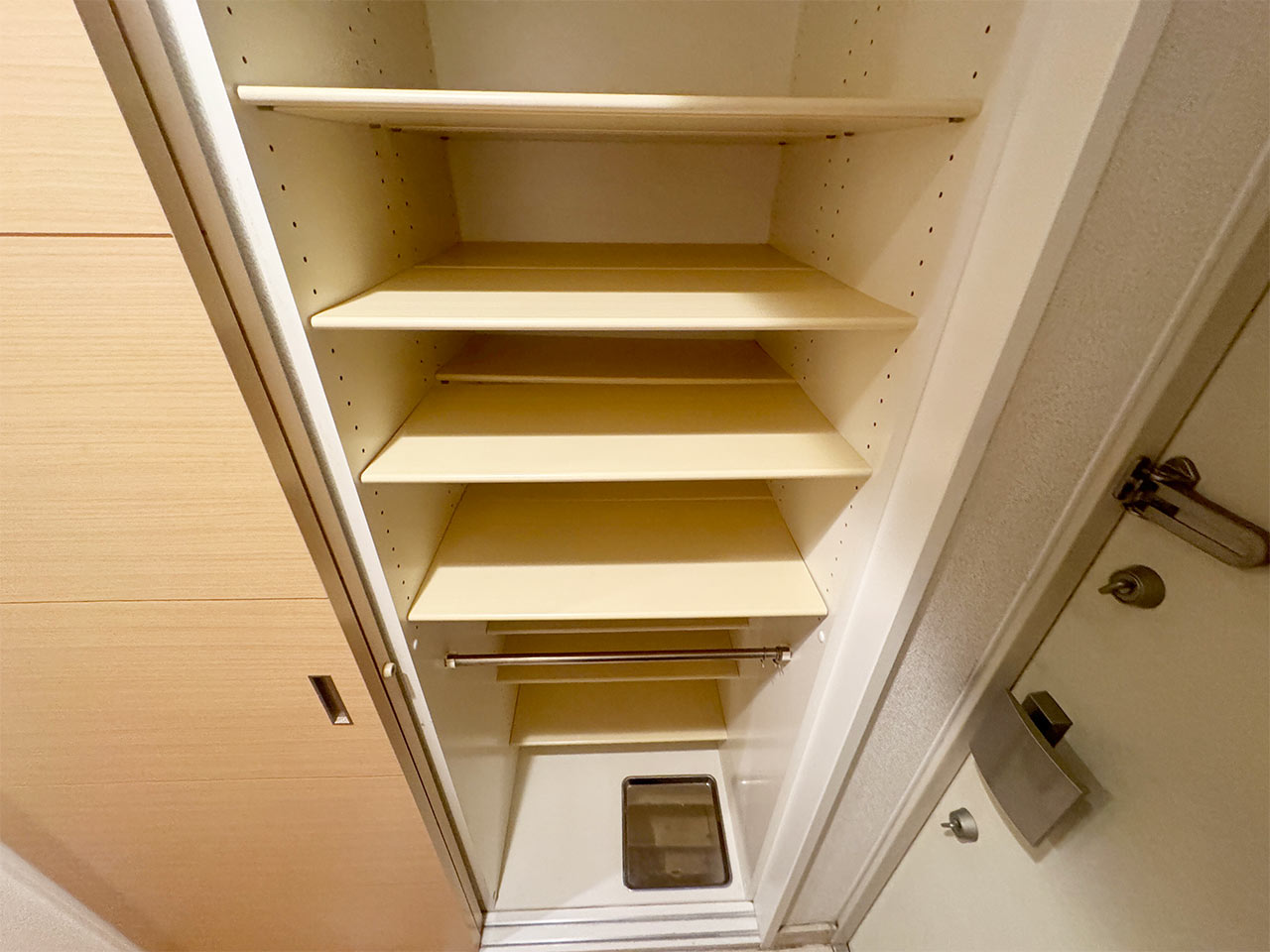 マイナビSTAY淀屋橋 803 玄関