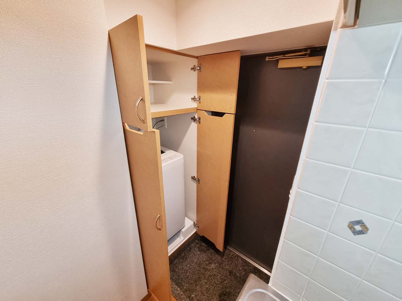 マイナビSTAYベース下北沢 803 玄関