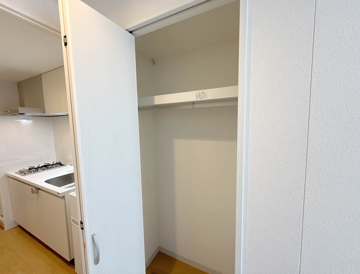 マイナビSTAY鶴見市場 306 居室・リビング設備