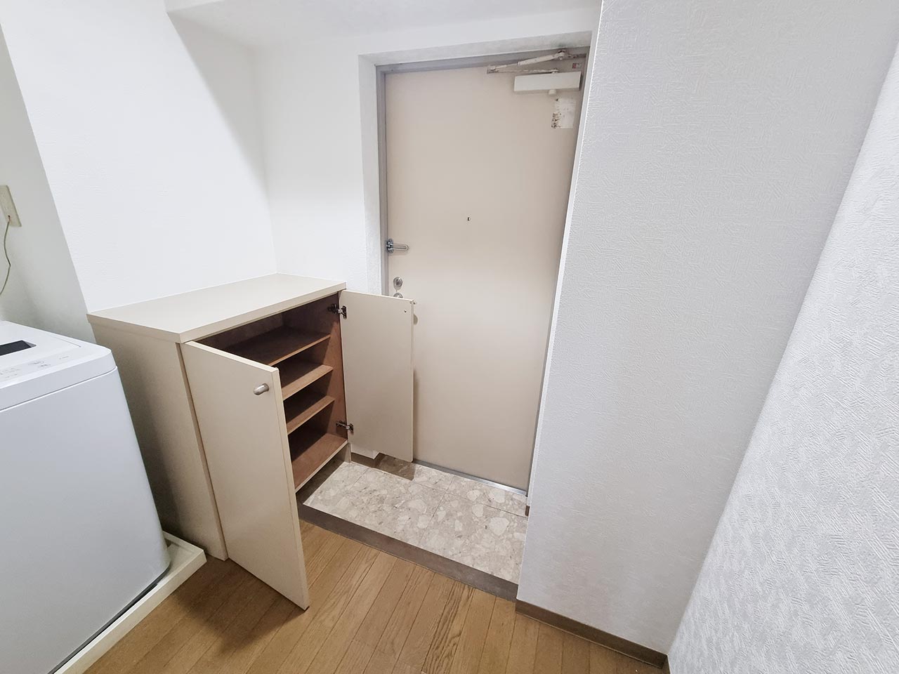 マイナビSTAYミライエ東池袋2丁目 1003 玄関