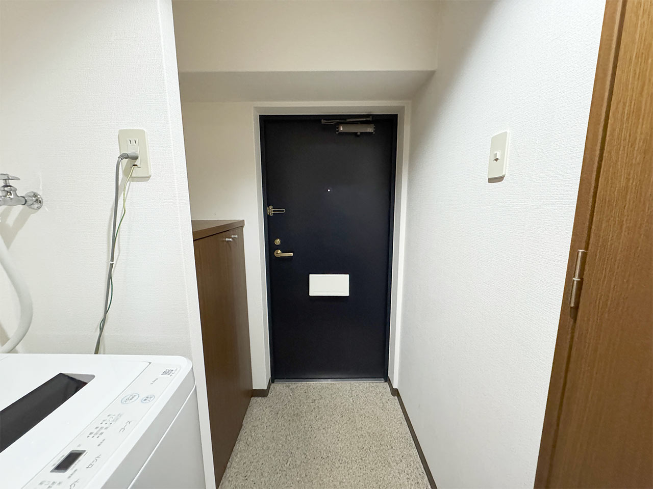 マイナビSTAY本町 812 玄関