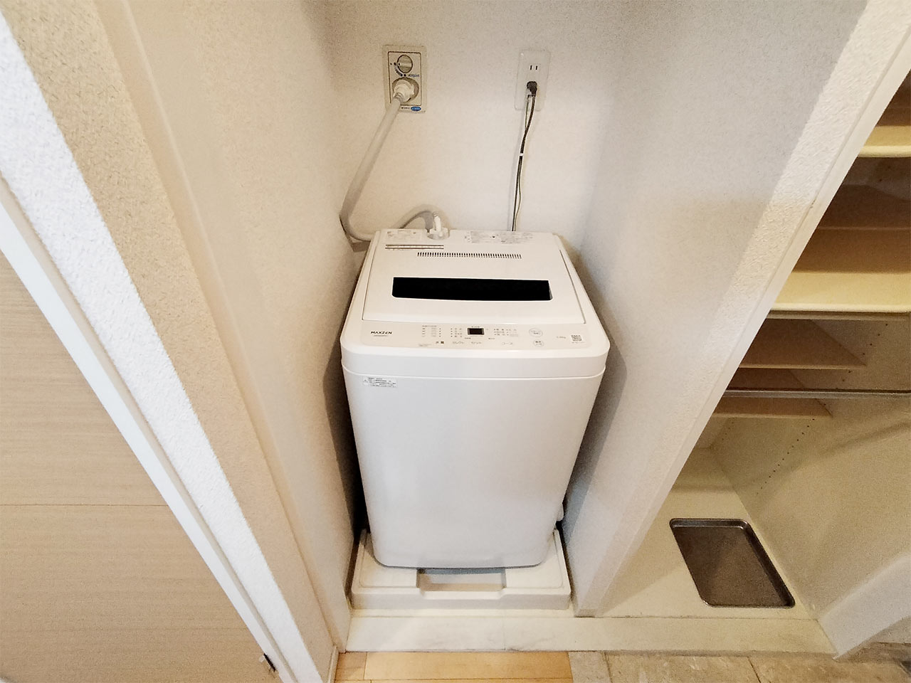 マイナビSTAY淀屋橋 804 洗濯機
