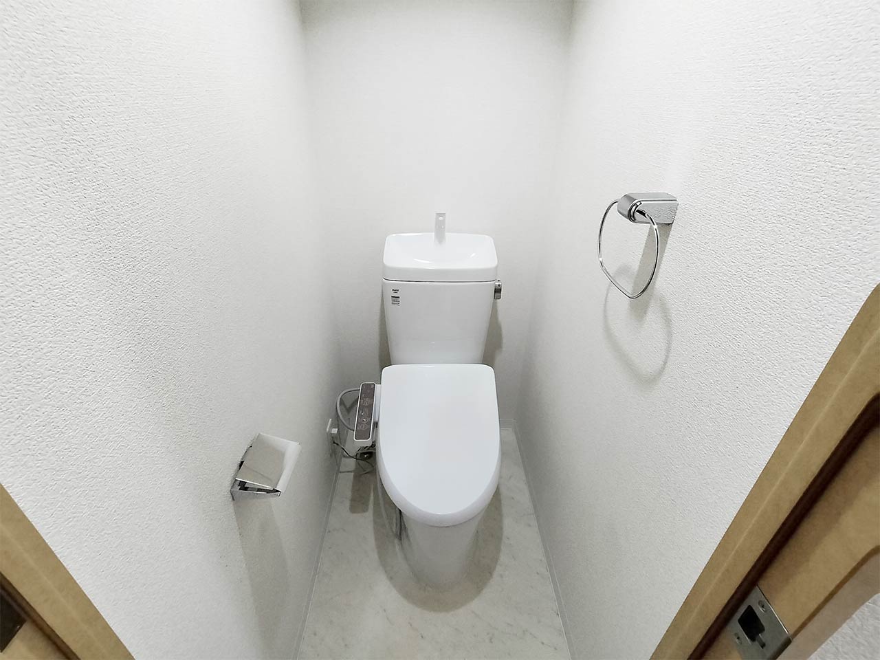 マイナビSTAYレジデア西本町 501 トイレ