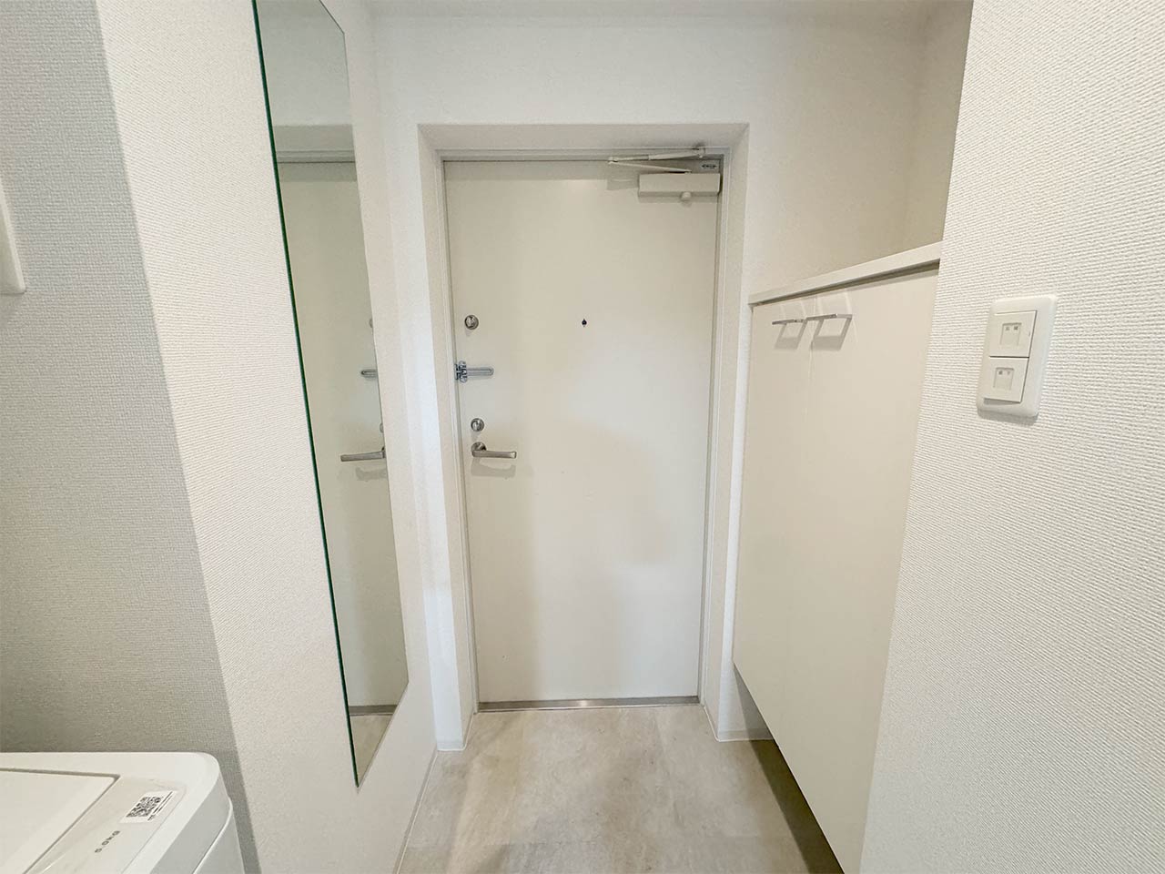 マイナビSTAY本町ルフレ 1506 玄関