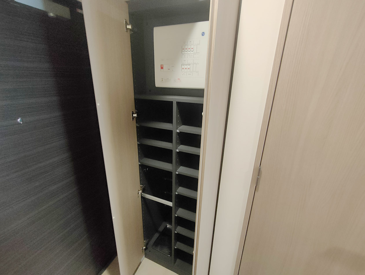 マイナビSTAY横濱南 510 玄関