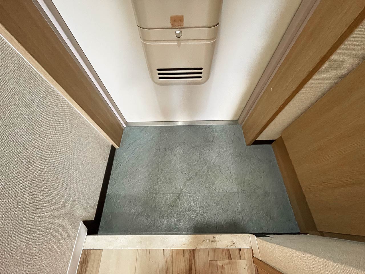 マイナビSTAYミライエ中野本町 902 玄関