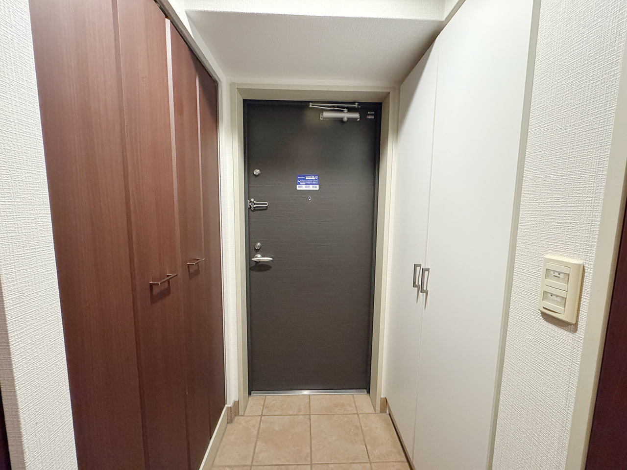 マイナビSTAY本町公園 503 玄関