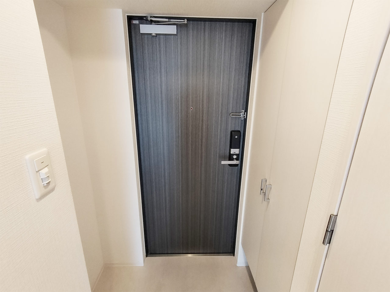 マイナビSTAY福島 804 玄関