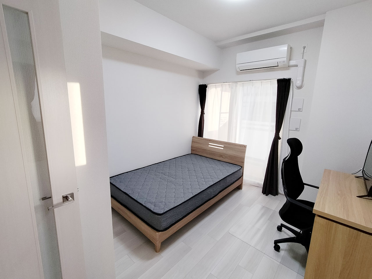 マイナビSTAY大阪ステーション 901 部屋全体