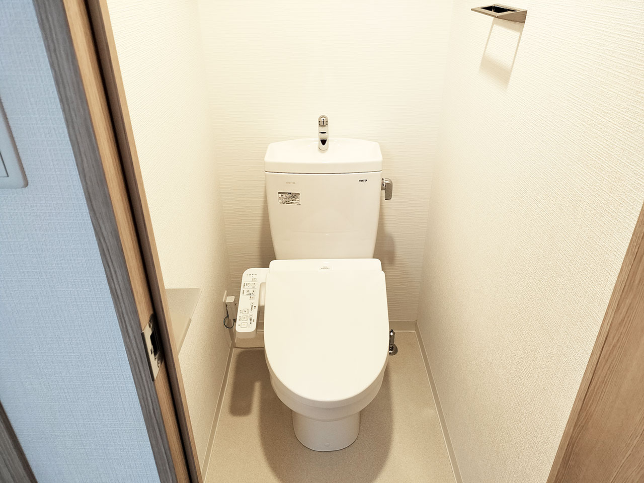 マイナビSTAY新大阪ラヴァーグ 304 トイレ