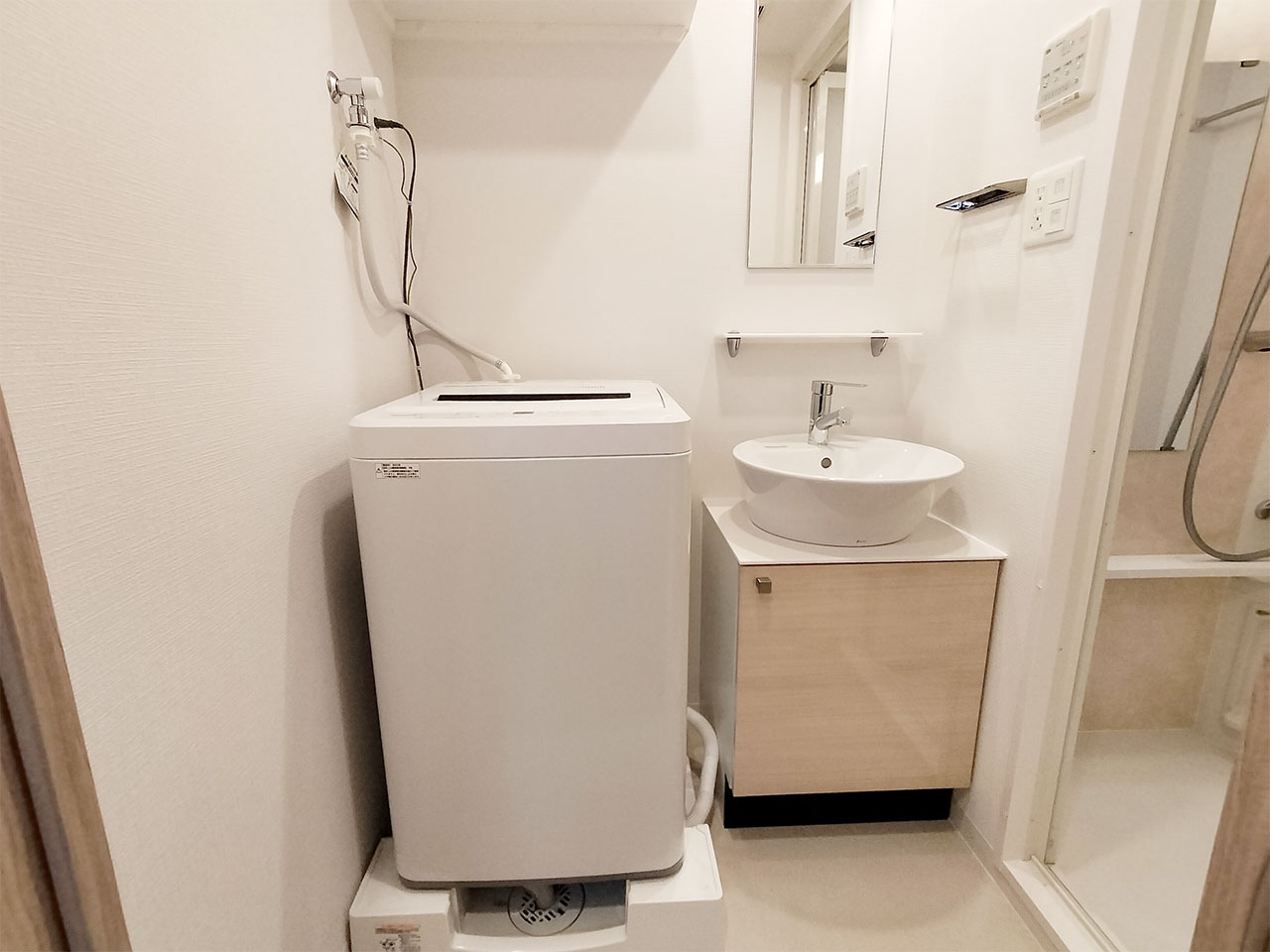 マイナビSTAY新大阪ラヴァーグ 401 洗濯機