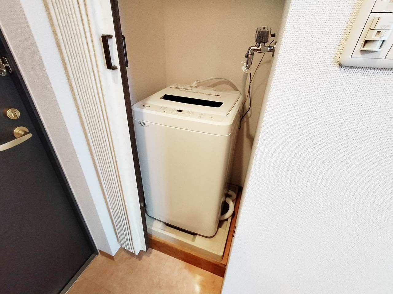 マイナビSTAY ＥＬ東梅田 301 洗濯機