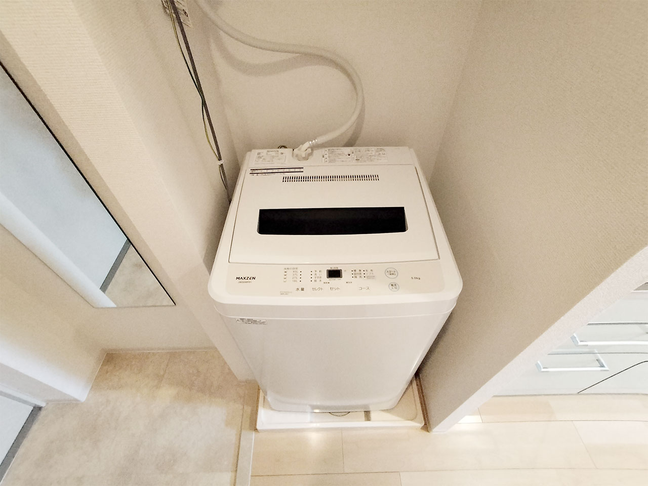マイナビSTAY本町ルフレ 1305 洗濯機