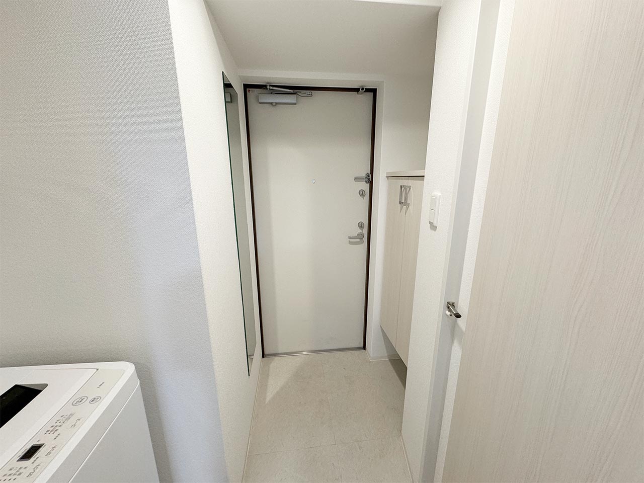 マイナビSTAY本町グランデ 317 玄関