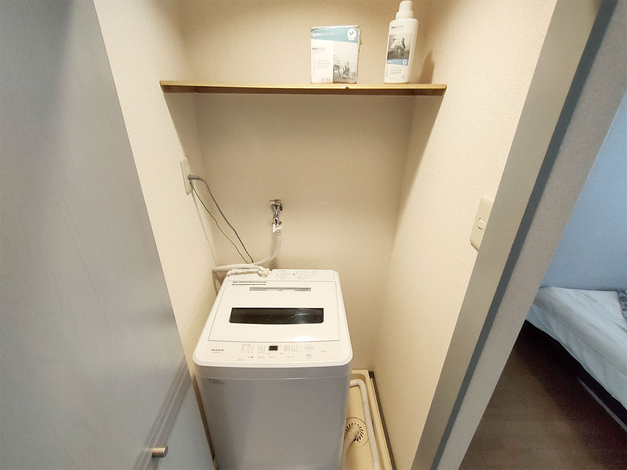 マイナビSTAYパレス西荻窪 403 洗濯機