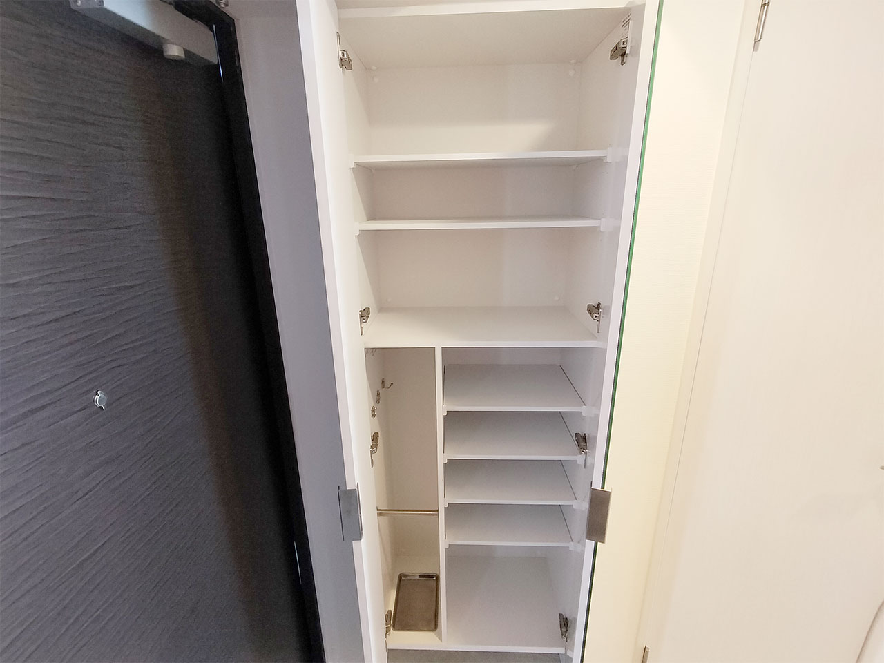 マイナビSTAY大阪城PREMIRE 1004 玄関