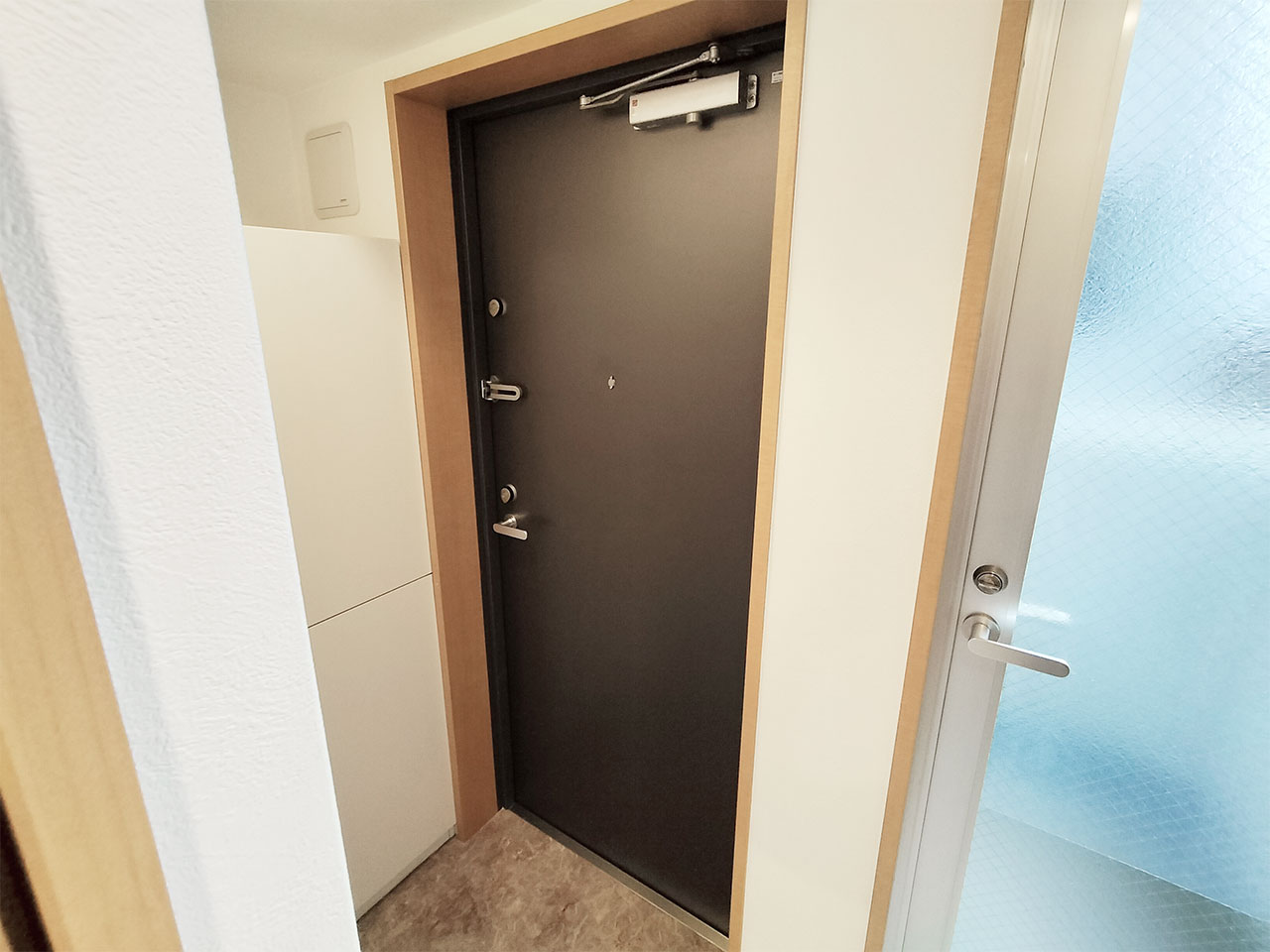 マイナビSTAY本町ウエスト 307 玄関