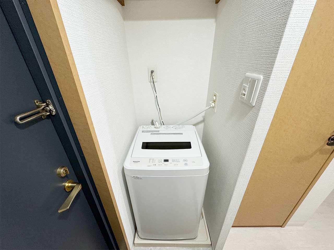 マイナビSTAYレジデア西本町 602 洗濯機