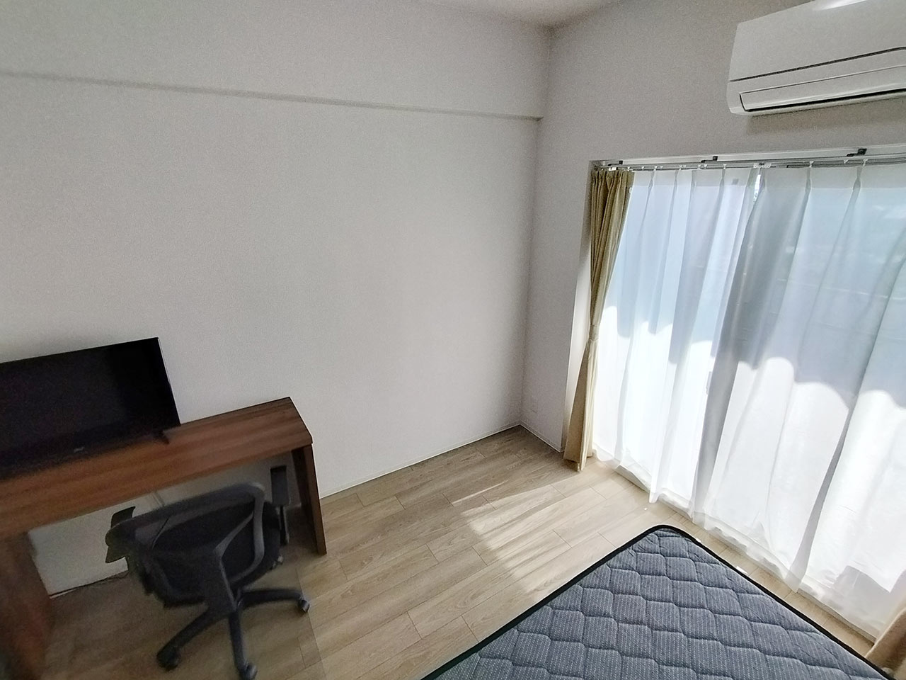 マイナビSTAY弁天町ルシェンテ 807 居室・リビング
