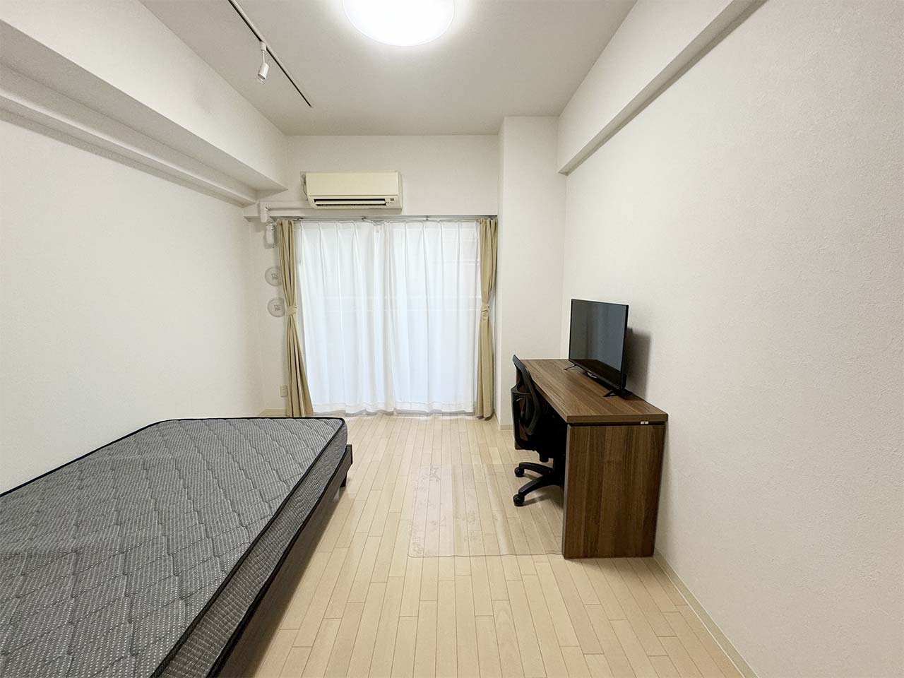 マイナビSTAY谷町 210 居室・リビング