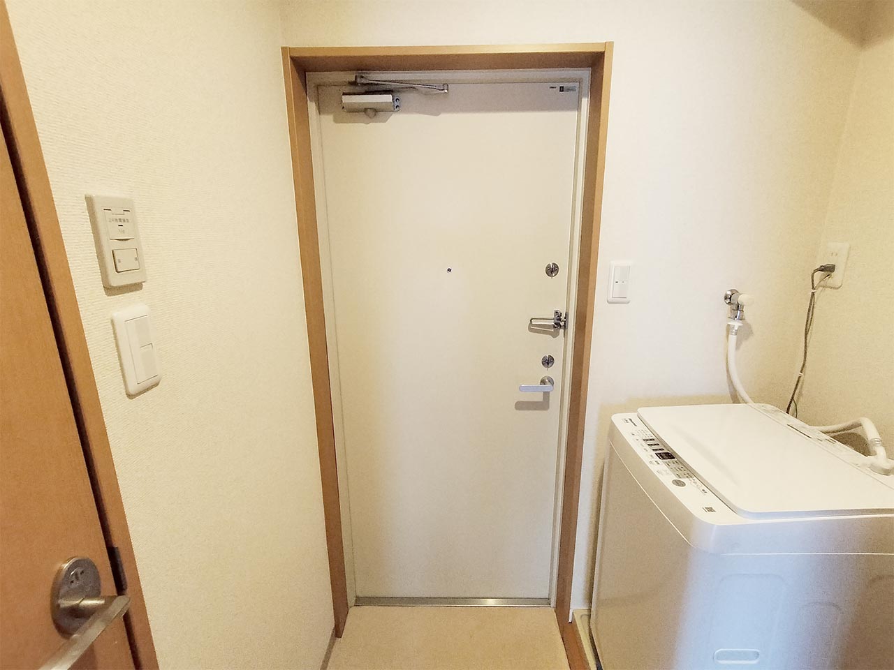 マイナビSTAYイゾラ川口青木 302 玄関