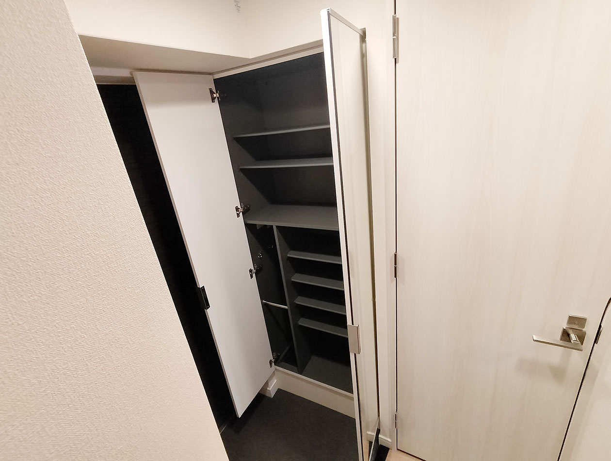 マイナビSTAY神戸キュリオ 1405 玄関