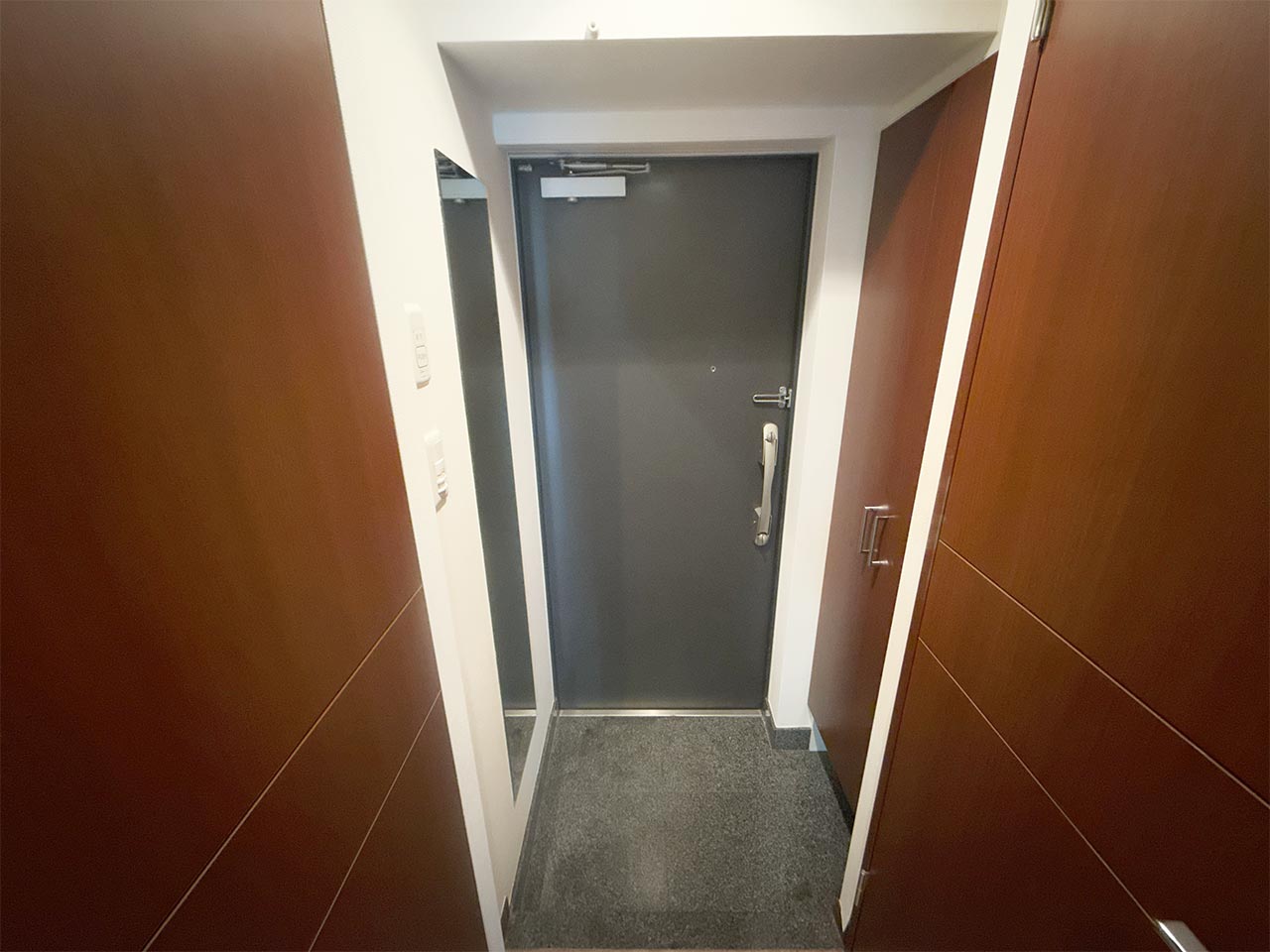 マイナビSTAY渋谷神泉町 205 玄関