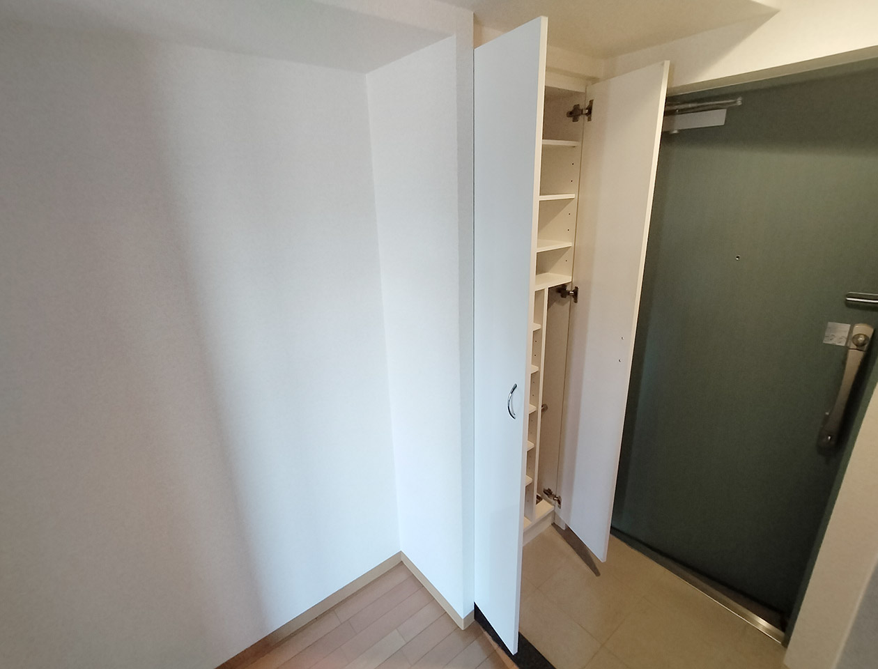 マイナビSTAY北浜 608 玄関