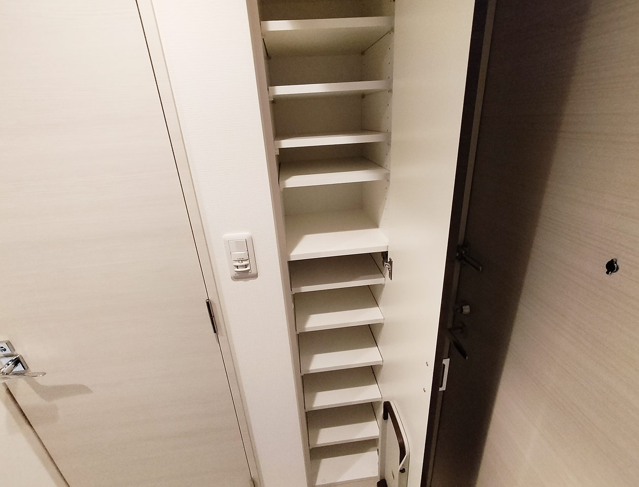 マイナビSTAYトワイライトヒルズ立川 901 玄関